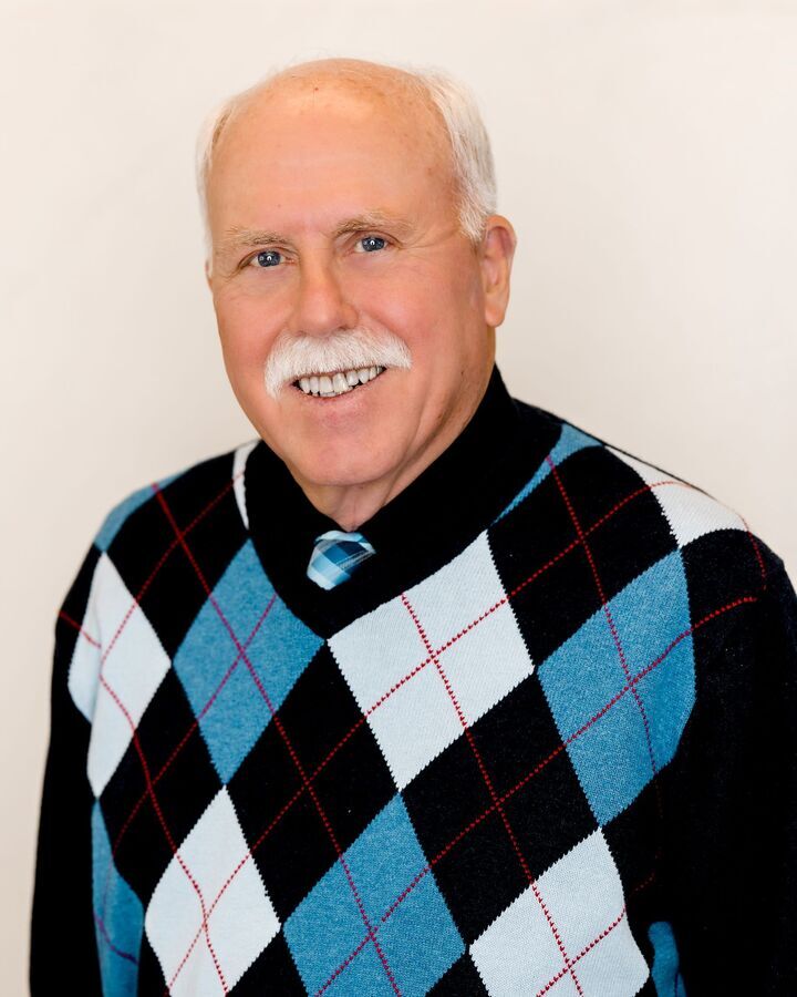 Daniel Makowski Image